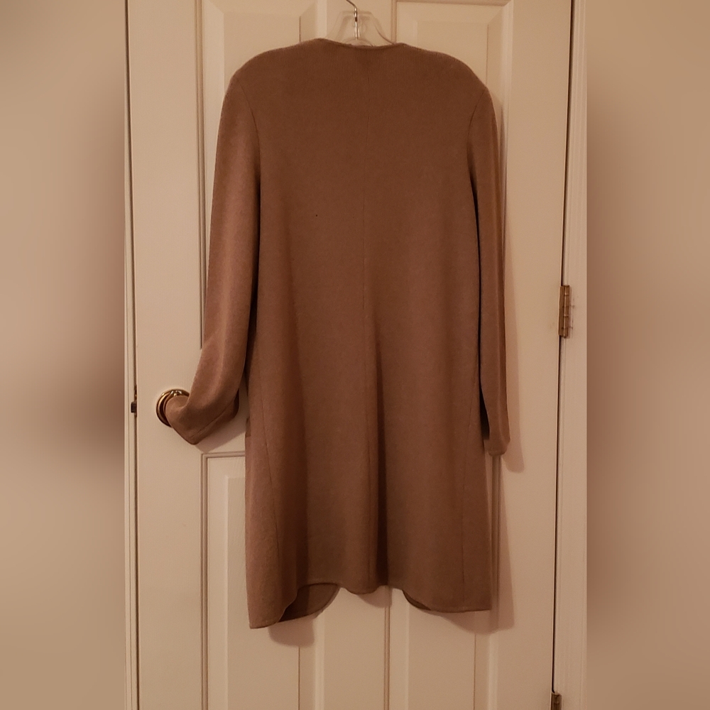 *PRICE DROP* Donna Karan CASHMERE 2 pc jacket and pants 10/M - Picture 3 of 16